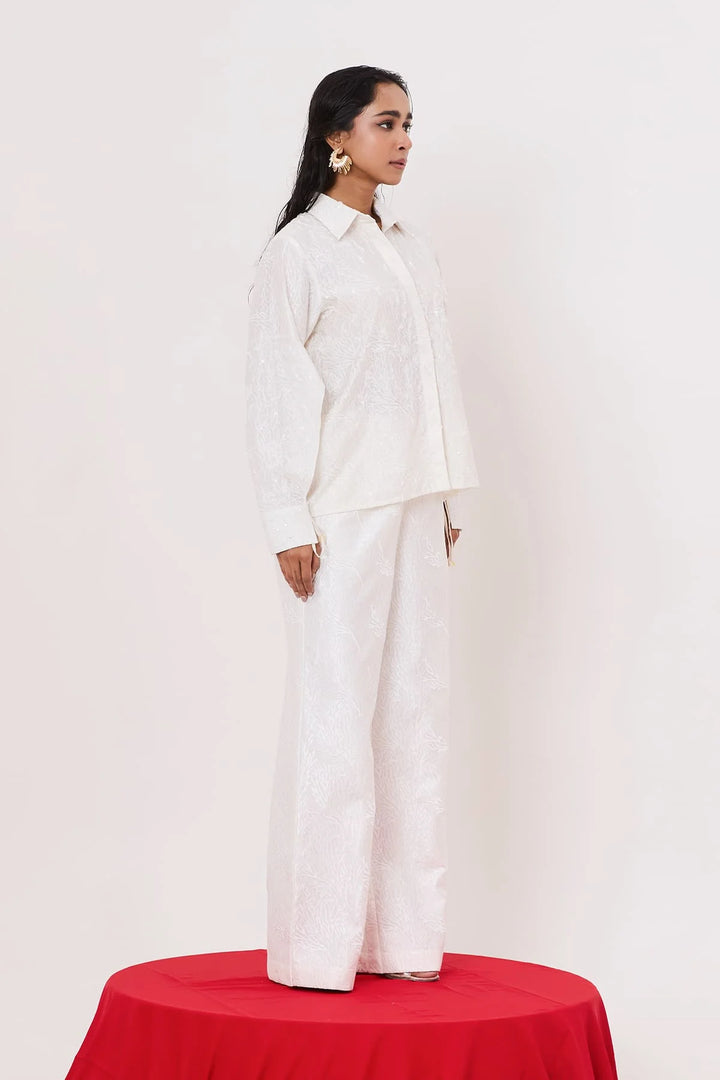White co-ord set with sleeve tie-ups