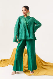 Sculpted co-ords in emerald green