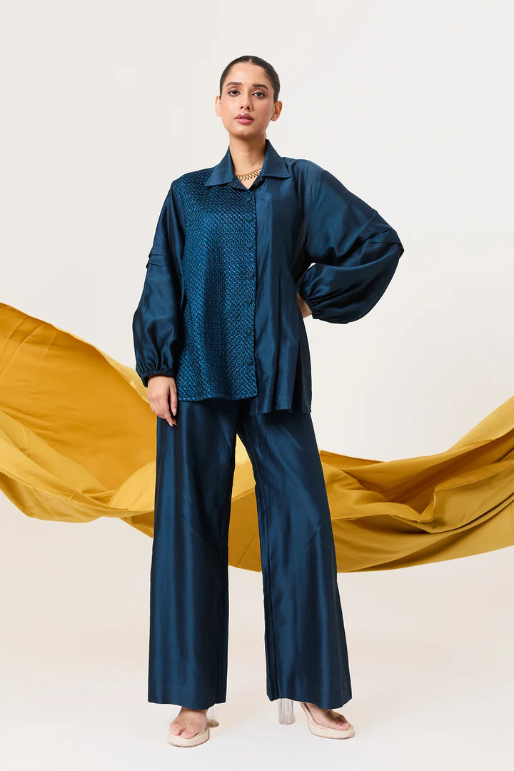 Panelled shirt with balloon sleeve shirt set